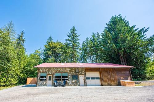 Port Angeles House | Grouse in Law Hikers Paradise