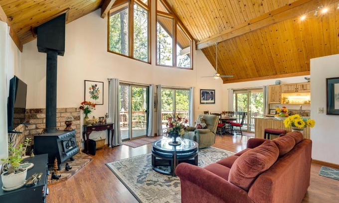 Groveland House | Groveland Vacation Rental about 26 Miles to Yosemite!