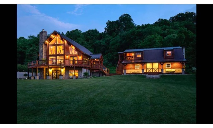 Widnoon House | Guest House at The River at Venue At The River