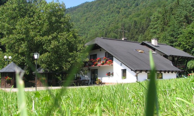 Vidrga House | Guest House Atelšek