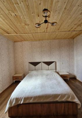 Mestia House | Guest house Calgmli