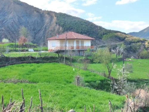 Albania House | Guest house YMERI