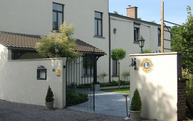 Fleurus House | Guesthouse Les Tilleuls