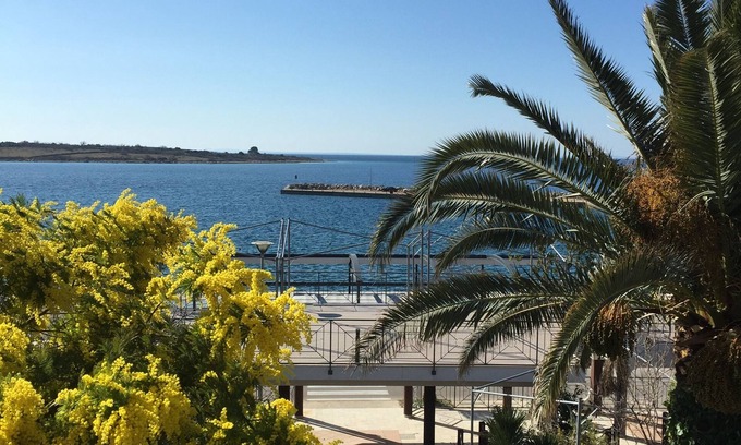 Novalja House | Guesthouse Punta Mira - Beachfront