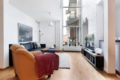 Pitea Apartment | Guestly Homes - 3BR City Charm