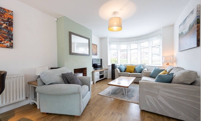 Cheadle Apartment | GuestReady - Tranquil Retreat near Bramall Hall