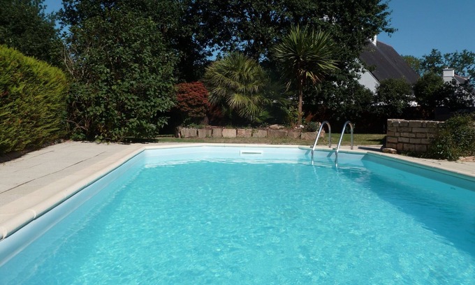 Plougoumelen House | Gulf of Morbihan, beautiful bright house with swimming pool. Countryside, river, ocean