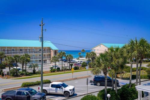 Crystal Beach Apartment | Gulf View, Easy Beach Access, Heated Pool, Hot Tub