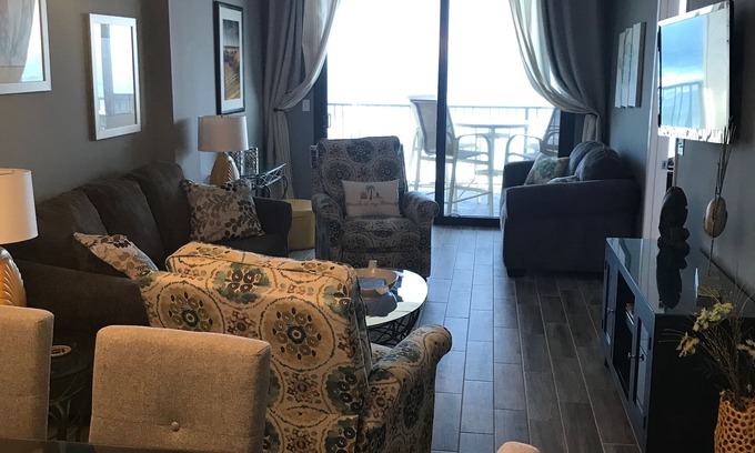 Navarre Beach Condo | Gulf views ! Chair and umbrella service included March -October