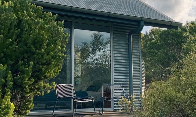 Dunkeld House | Gumtree Creek - A large architecturally designed, contemporary home in Dunkeld.