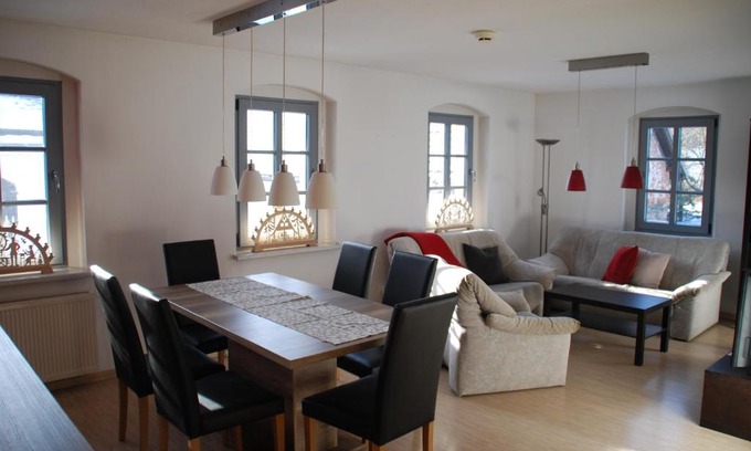 Chemnitz Apartment | Gutshof Lesch, Fewo3 OG links