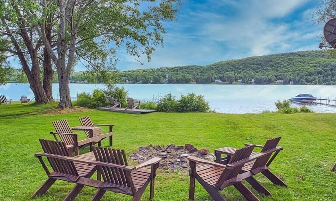 Saint-Hermenegilde Ski Chalet | Hôtel à la maison - La Retraite du Lac Wallace