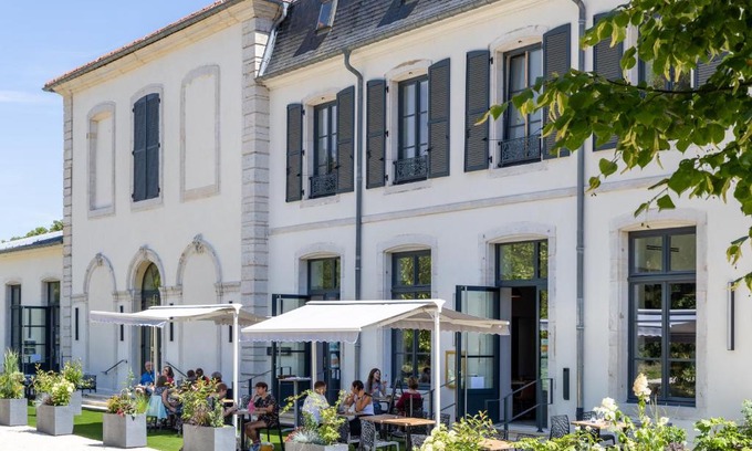 Vandoeuvre-les-Nancy Hotel | Hôtel Au Château