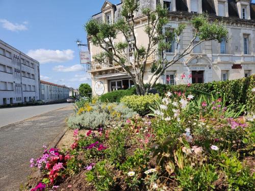 Fontenay-le-Comte Hotel | Hôtel de Vendée Restaurant Les2M