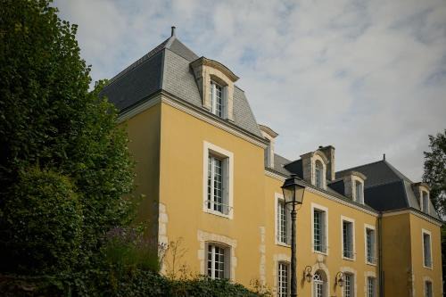 Bonneval House | Hôtel du Château Bois Guibert