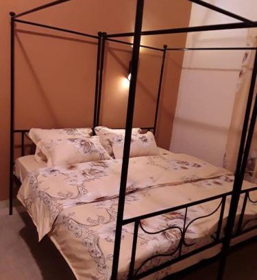 St. Louis Hotel | HÔTEL ETOILE DU SUD