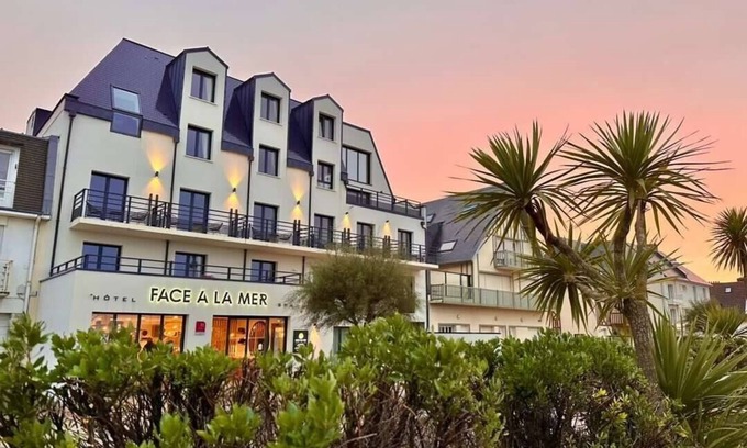 Merville-Franceville-Plage Hotel | Hôtel Spa Face à la Mer