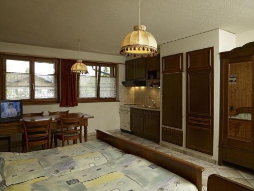 Courcelon Bed & Breakfast | Hôtel-Gîte rural à 3 km de Delémont