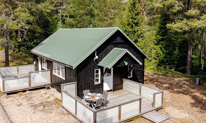 Hudiksvall House | Hölick Tallen 2 by Interhome