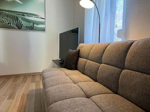 Bad Muskau Apartment | Hübsche Unterkunft mit Parkplatz in Bad Muskau Nähe Schloss, Waldeisenbahn, Hermansbad, UNESCO Geopark, Nähe polnischer Markt, Top Lage für Ausflugsziele zum Wandern oder Radfahren