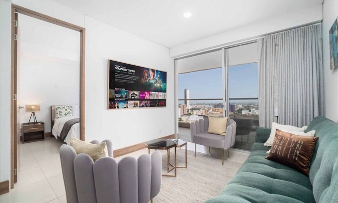Granada Apartment | H508 - 2BR | 2 Bath | Pool | Parking | By Granada