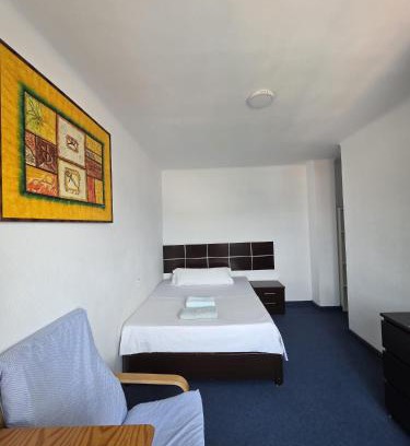 Explanada de la Estacion House | Habitación privada cómoda centro málaga vialia estación de tren María Zambrano y también cerca a la playa
