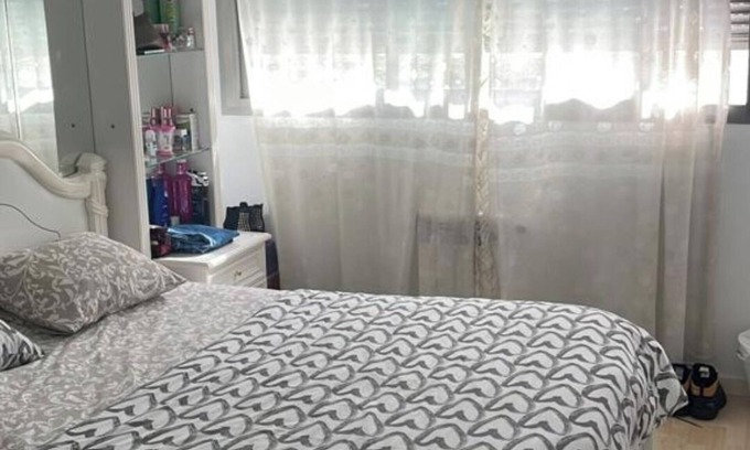 Hortaleza Apartment | habitacion con baño privado