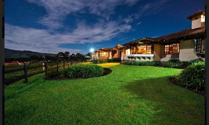 Polivio Cabin | Hacienda El Rejo