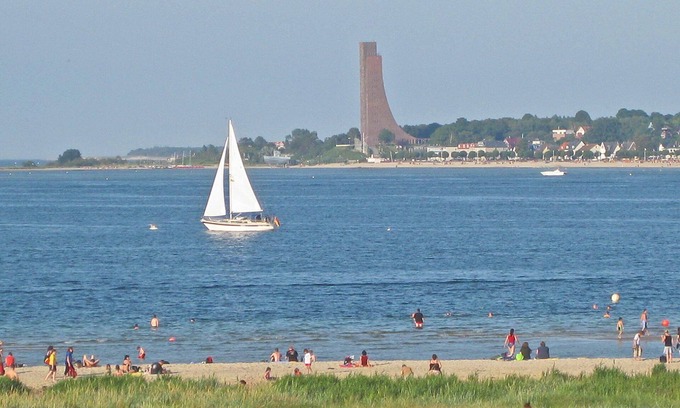 Laboe Apartment | Hafenblick 4 - An apartment close to the center for "sailors"