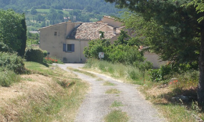 Les Cordiers House | Hamlet house in Saint Saturnin-lès-Apt in the heart of the vineyards in the Luberon