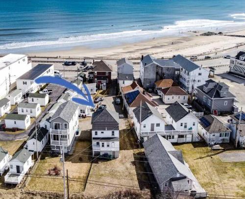 Hampton House | Hampton Beach Hideaway II