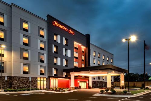 Baltimore Hotel | Hampton Inn Baltimore Bayview Campus