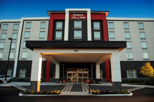 Thunder Bay Hotel | Hampton Inn & Suites by Hilton Thunder Bay