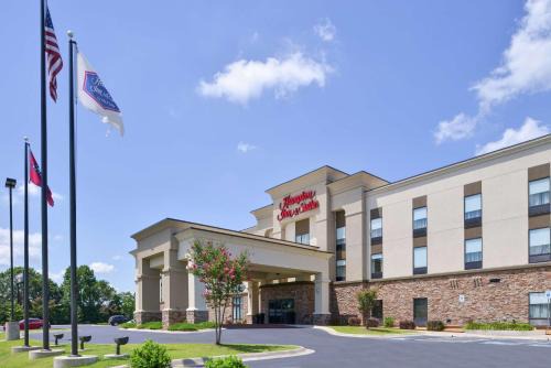 Lonoke Hotel | Hampton Inn & Suites by Hilton Lonoke