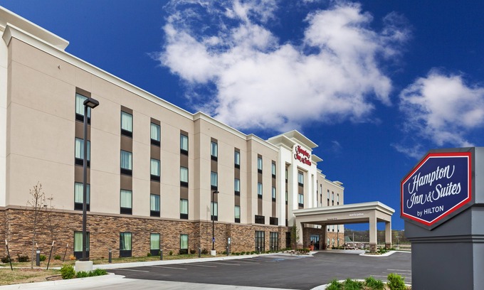 Claremore Hotel | Hampton Inn & Suites Claremore