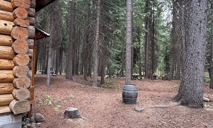 Bend Cabin | Handbuilt Cabin in Bend near Tumalo Falls