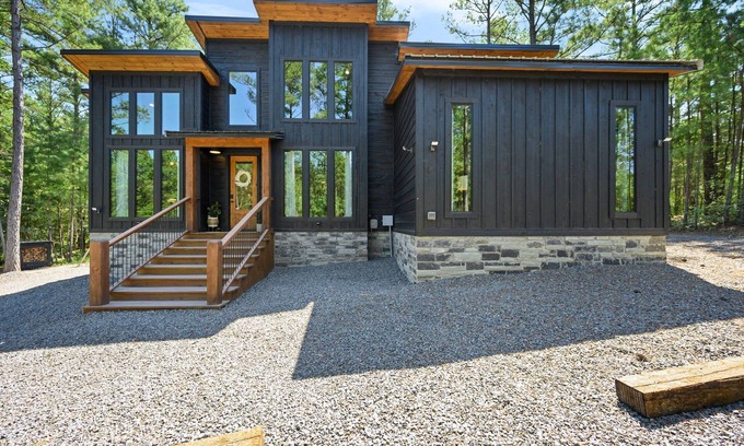 Pickens Cabin | Happy Bears Cabin - Hot Tub, Playset, Arcade