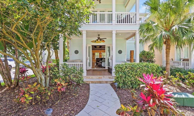 North Causeway House | Happy Daze: Prime Location, Pool, Tiki Bar and Marina Access πΉπ΄