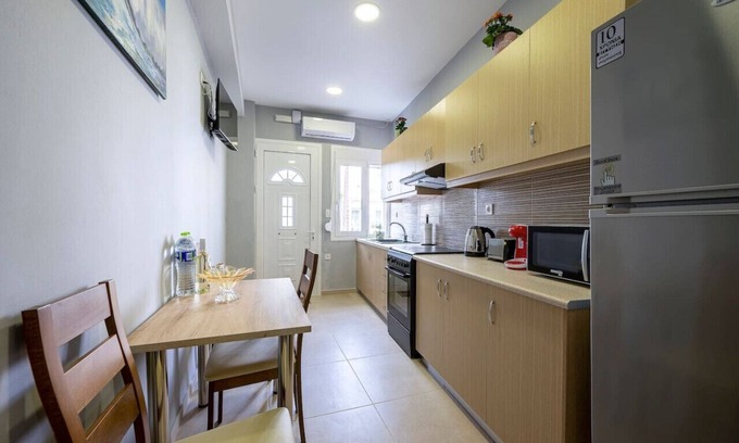 Kos Apartment | Harbor Harmony Hideout 1min to Beach