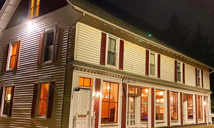 Jonesport Apartment | Harbor House Hotel by Umaniii in Jonesport Maine