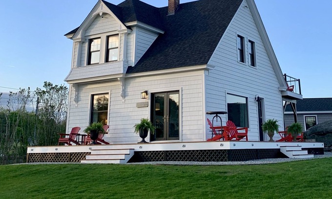 West Mystic House | Harbor View Landing Mystic, CT - The Bluffs Waterfront House - First Floor ONLY
