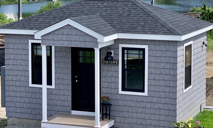 West Mystic Cottage | Harbor View Landing, Mystic CT - The Cove Waterfront Cottage
