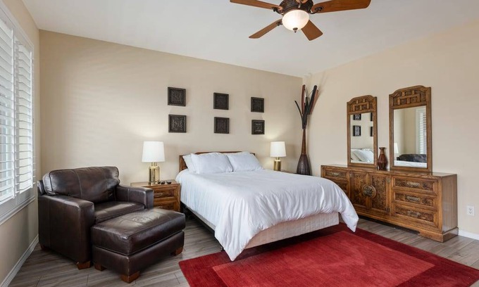 Laguna Vista House | Harborside Townhome in Laguna Vista on the Canal