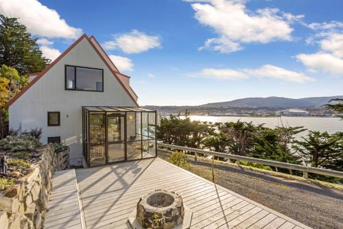 Dunedin House | Harbour Views