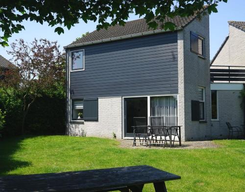 Ouddorp House | Haringvliet 077 - Noordzeepark Ouddorp - NOT INTENDED FOR COMPANY OR WORK-RELATED STAYS