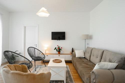 Dobra Voda House | Harmony Point