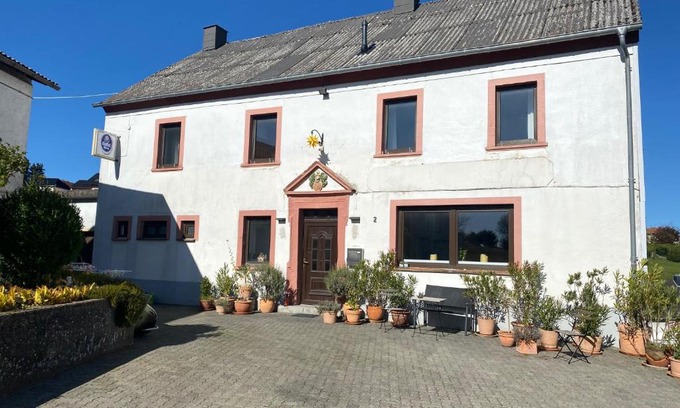 Esch House | Haus in Esch