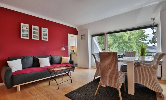 Timmendorfer Strand Apartment | Haus Kastanienallee 3 Appartement 8 - Haus Kastanienallee 3