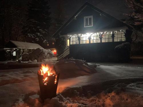 Anif House | Haus mit Sauna und privatem Badeteich in Anif bei Salzburg