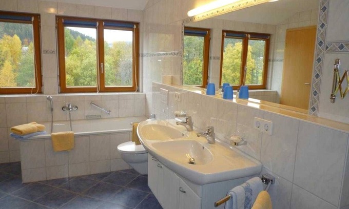 Titisee-Neustadt Apartment | Haus Residenz am See, apartment no. 8 - Apartment no. 8 *